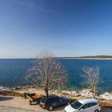 Sea By Interhome Lägenhet Koromačno