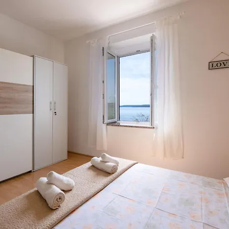 Sea By Interhome